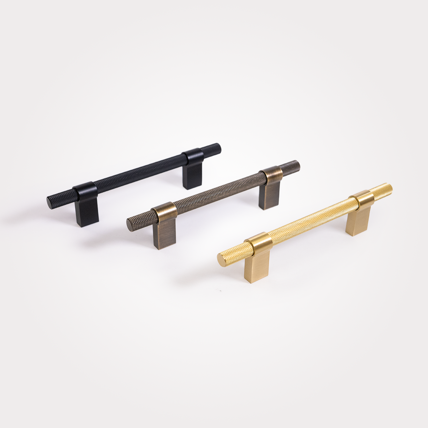 Royale Pull handles