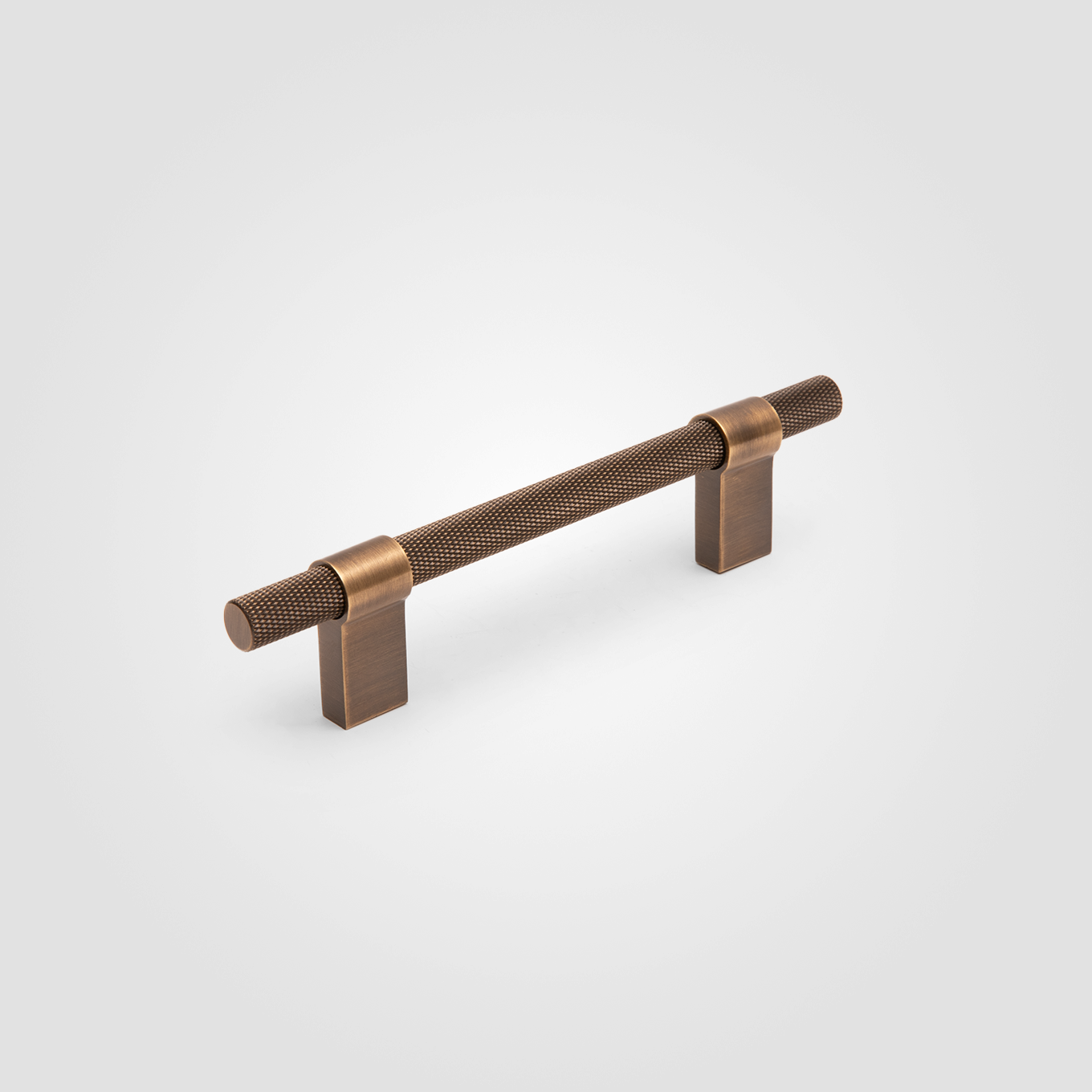 Royale Pull handles